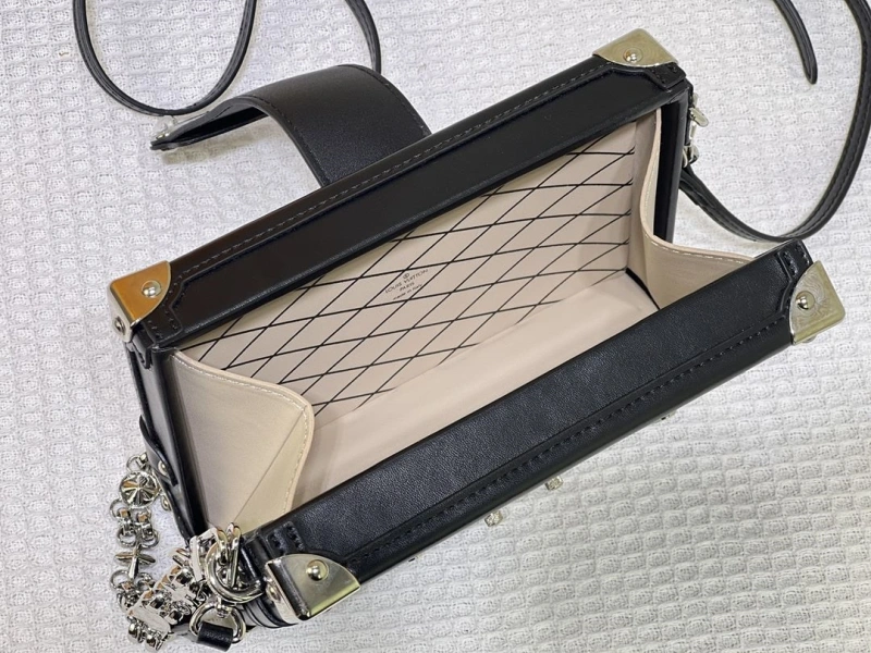 NewStyle LX Box Bags 15655