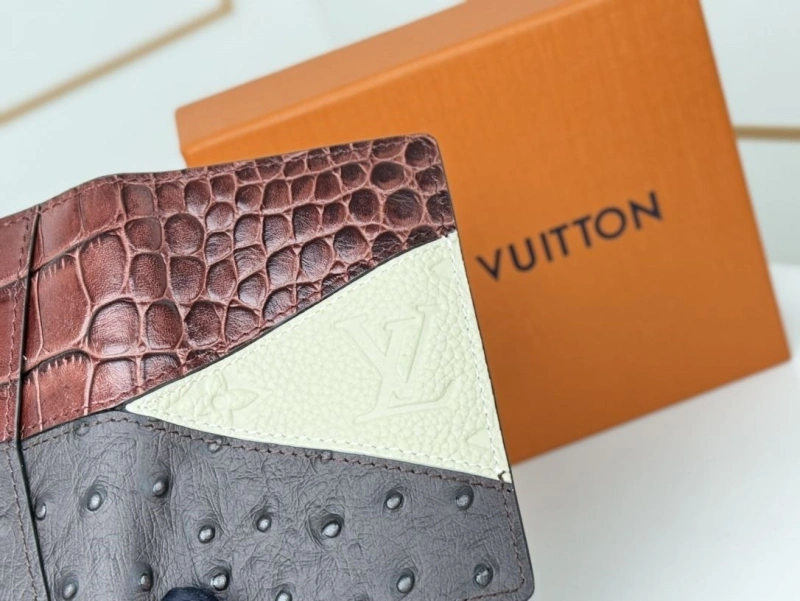 Unique LX Wallets 13453