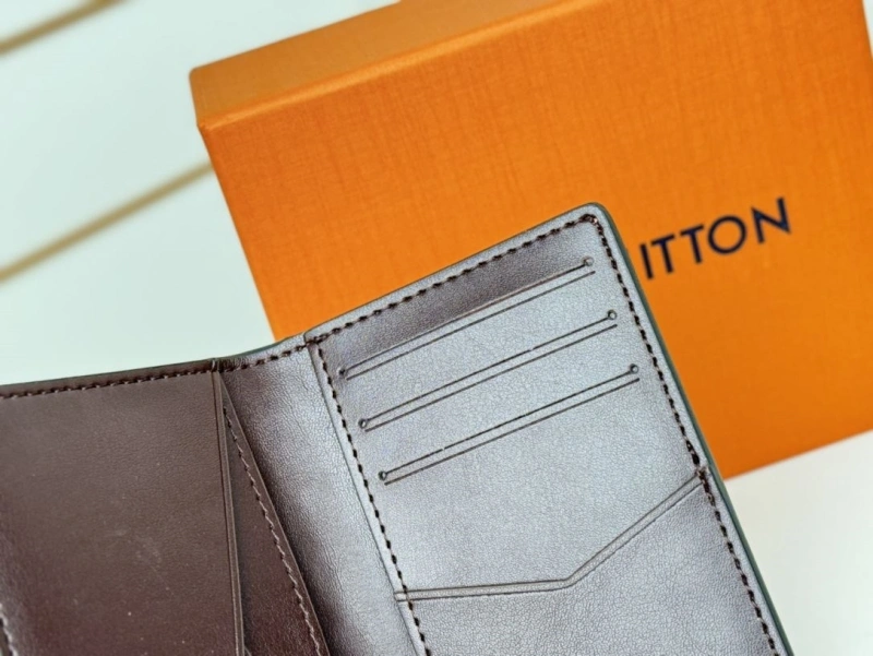 Unique LX Wallets 13453
