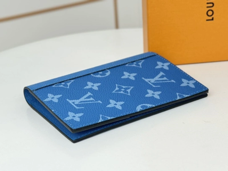 Breathable LX Wallets 13455