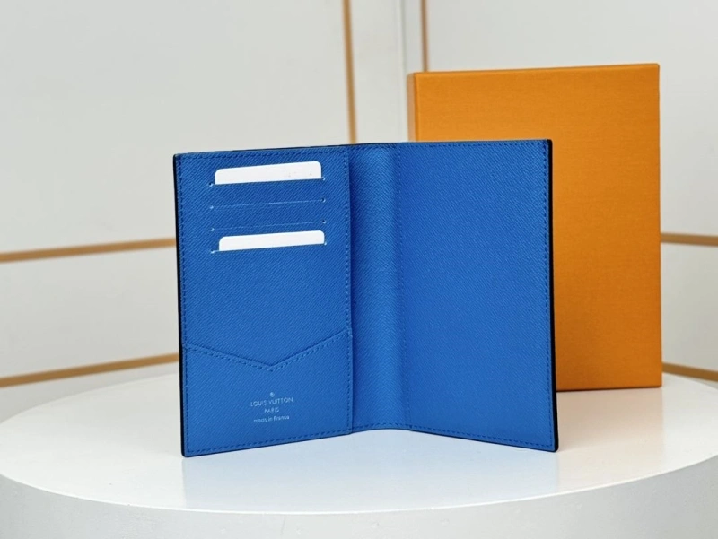 Breathable LX Wallets 13455