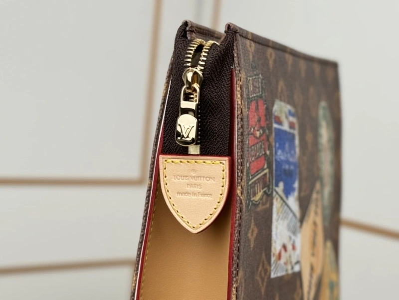 Sleek LX Clutch Bags 15338
