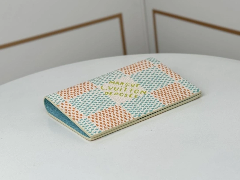 Trendy LX Wallets 13443