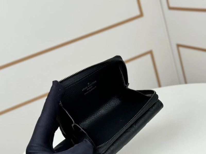 LX Wallets SportInspired 13441