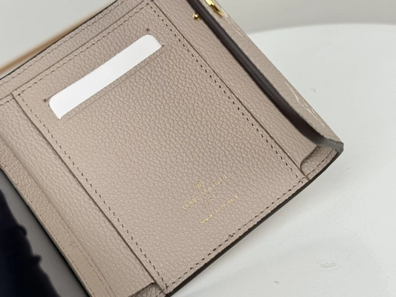 LX Wallets WellDesigned 13448