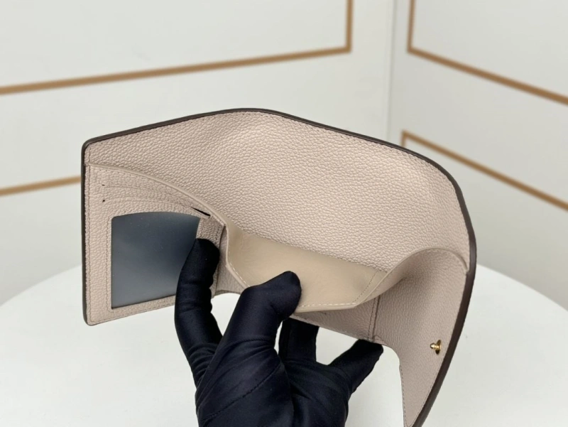 LX Wallets WellDesigned 13448
