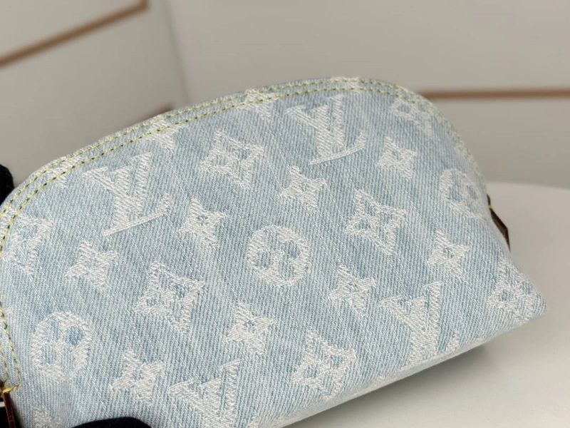 Versatile LX Clutch Bags 15339