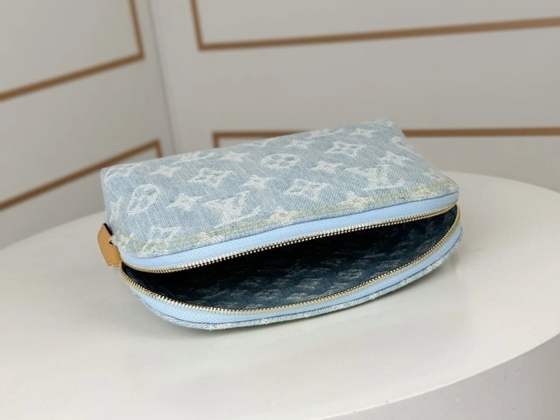 Versatile LX Clutch Bags 15339