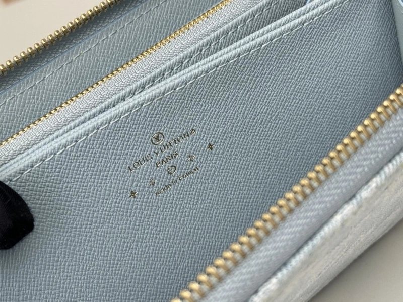 GoAnywhere LX Wallets 13432