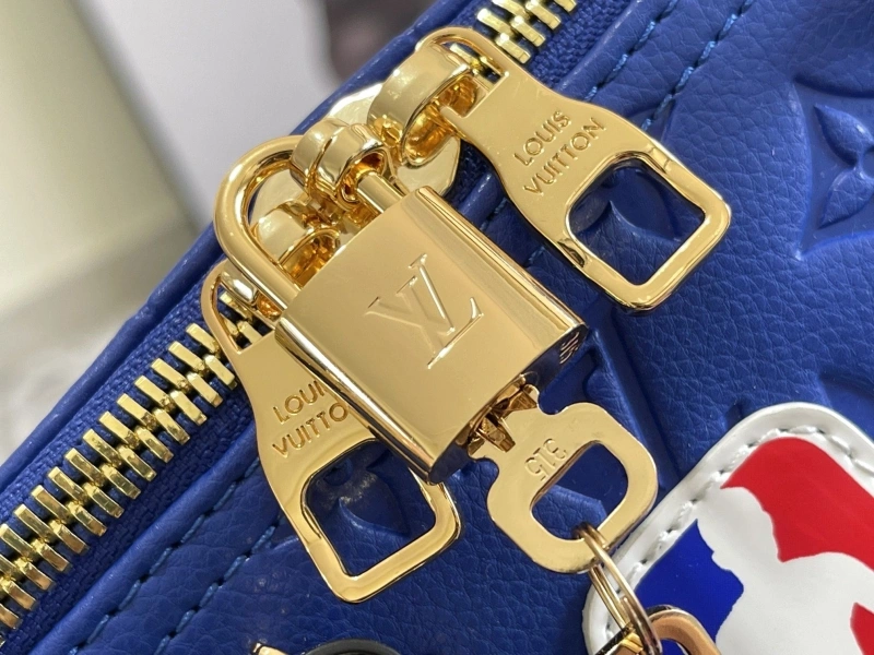 Refined LX Travel Bags 13777