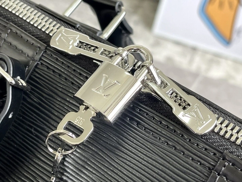 Reliable LX Travel Bags 13746