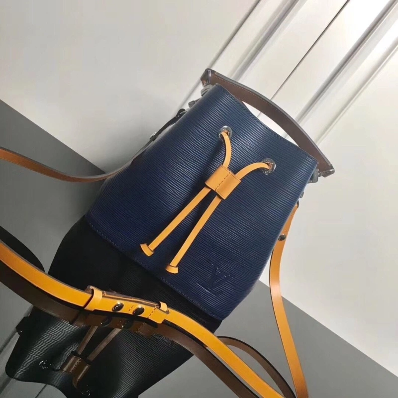 LX Bucket Bags Refined 15552
