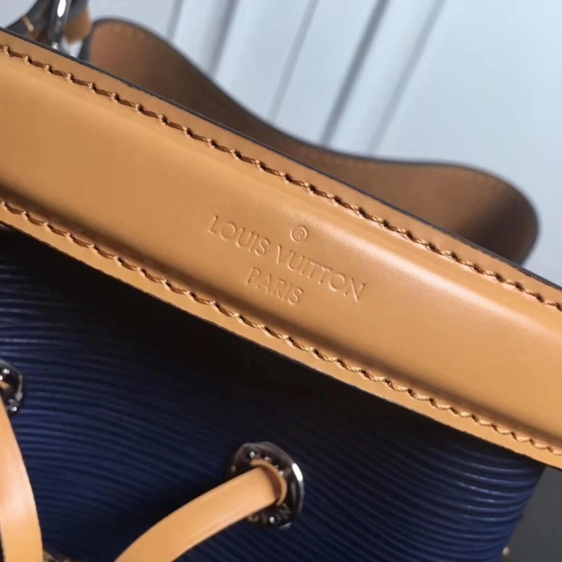 LX Bucket Bags Refined 15552