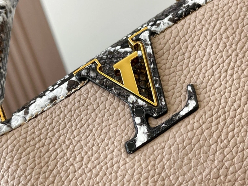 Resilient LX Caxucines Bags 15389