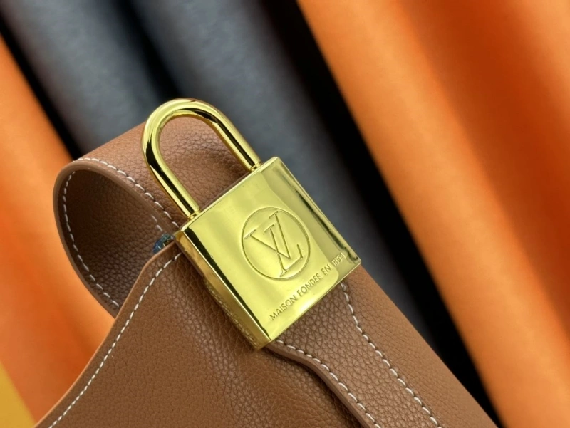 Resilient LX Shopping Bags 14384