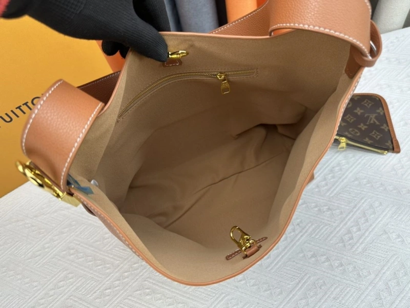 Resilient LX Shopping Bags 14384