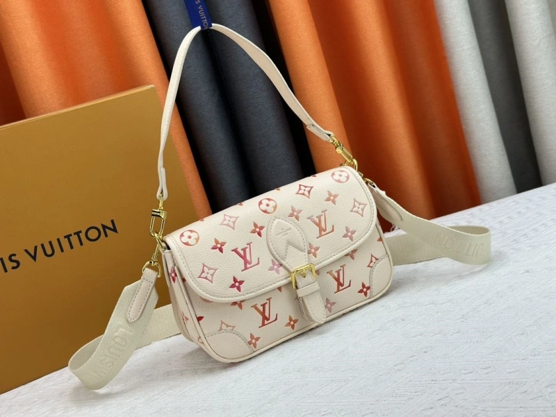 DailyWear LX Top Handle Bags 13941