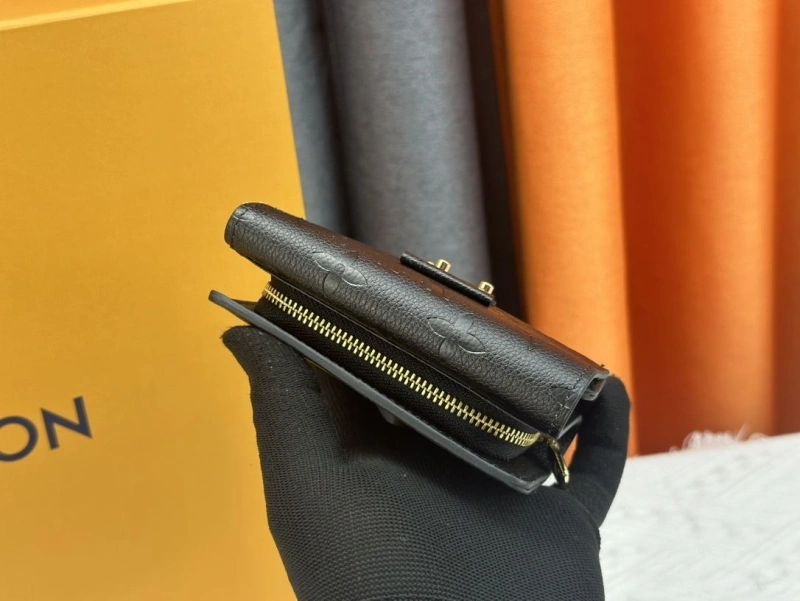 Stylish LX Wallets 13438