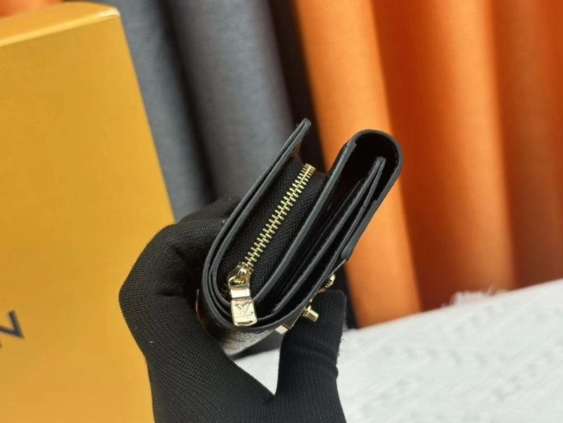 Stylish LX Wallets 13438
