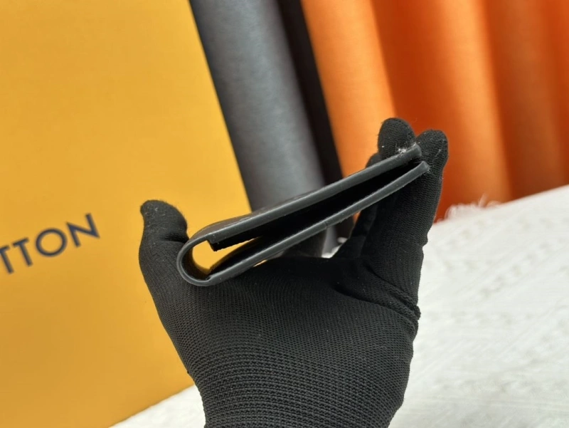 LX Wallets Reliable 13393