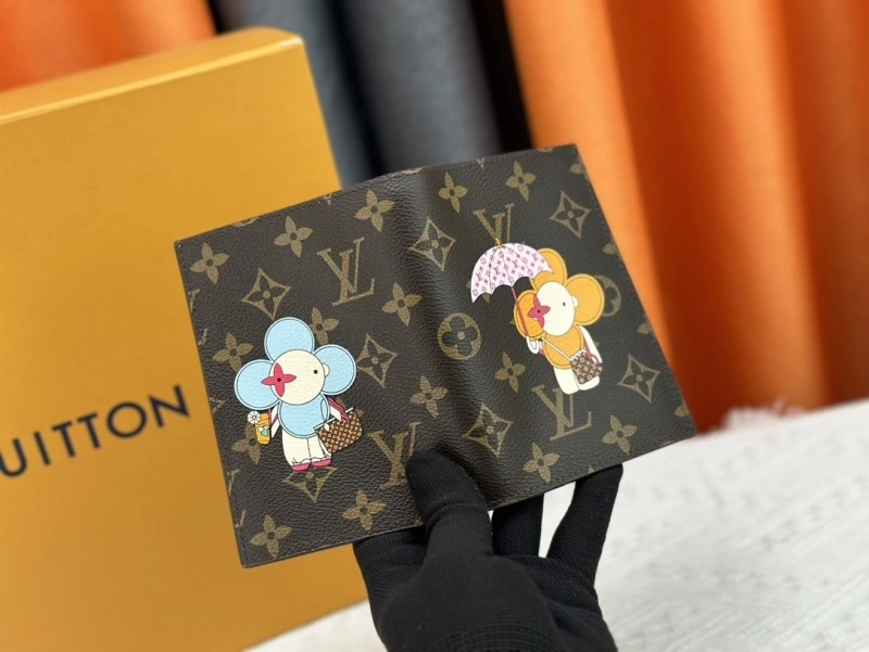Functional LX Wallets 13395
