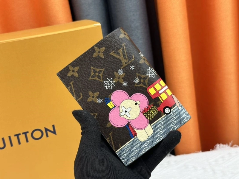 Affordable LX Wallets 13405