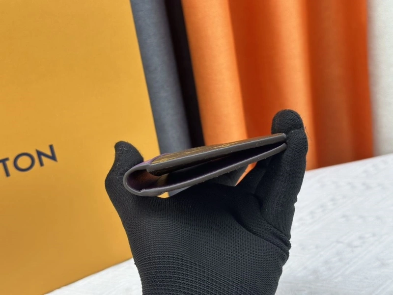 LX Wallets Comfortable 13383