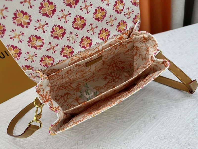 LX Satchel bags ModernLook 14970