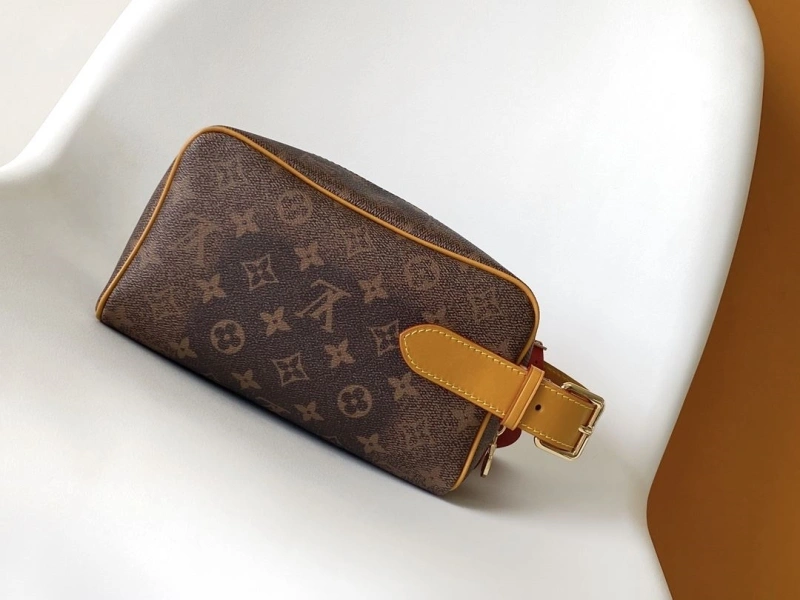 Classic LX Cosmetic Bags 15297