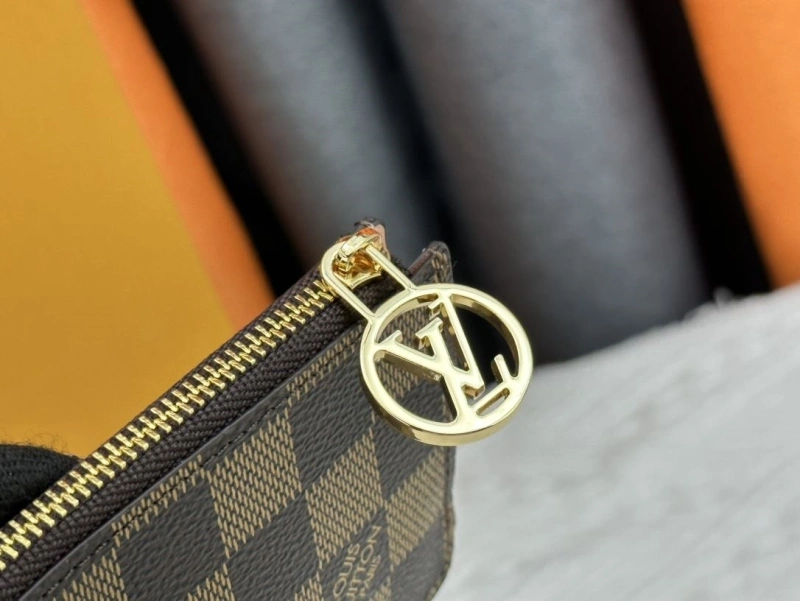 Compact LX Wallets 13372