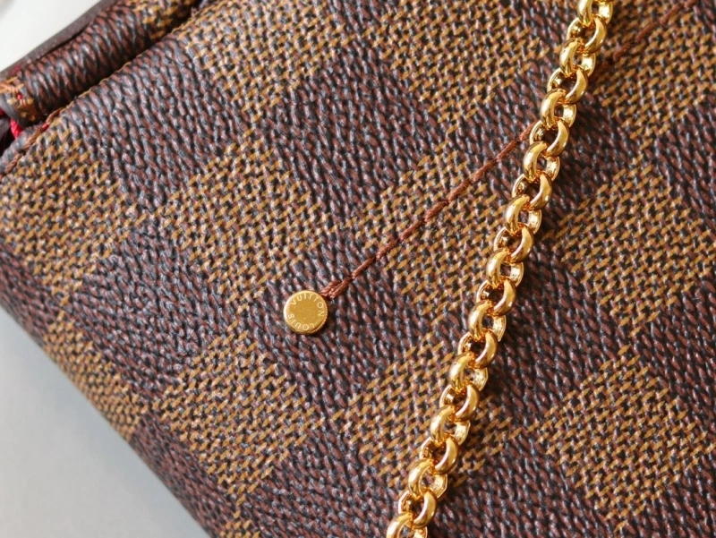 Versatile LX Clutch Bags 15337
