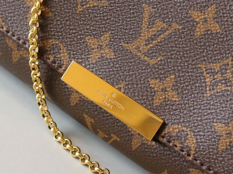 LX Clutch Bags SportInspired 15333