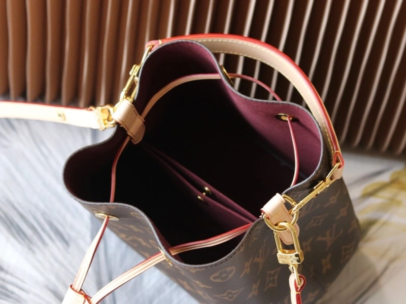 Functional LX Bucket Bags 15541