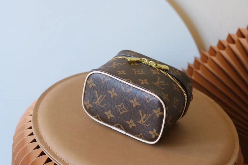 Trendy LX Cosmetic Bags 15285