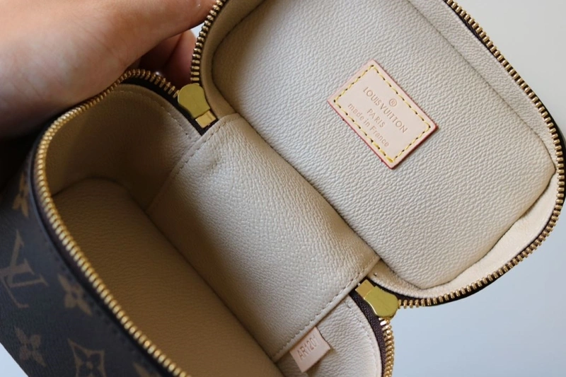 Trendy LX Cosmetic Bags 15285