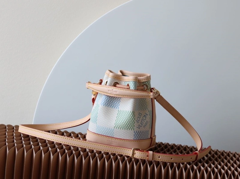Practical LX Bucket Bags 15536