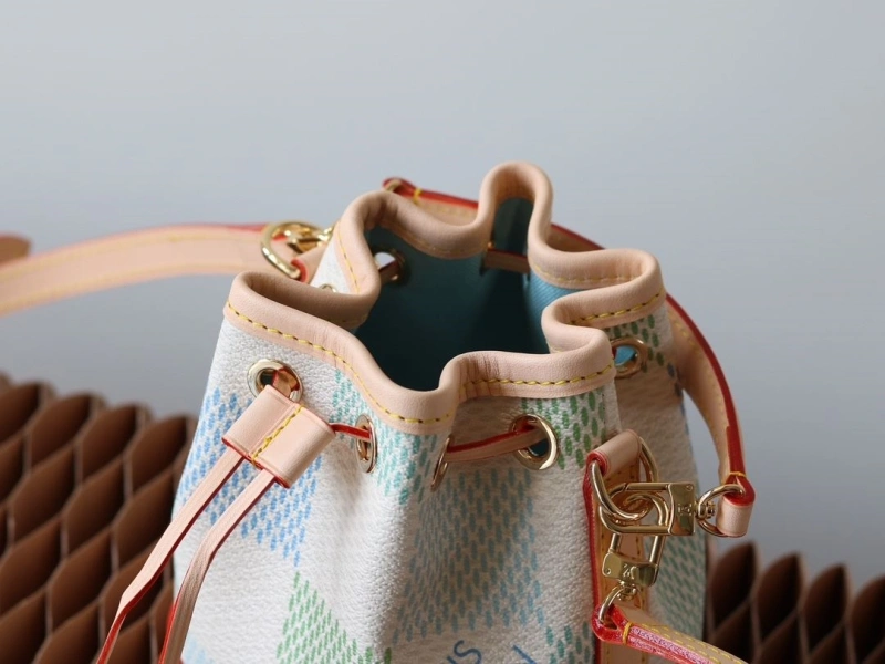 Practical LX Bucket Bags 15536