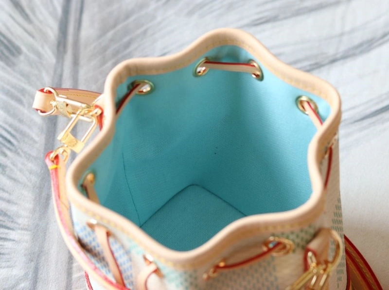 Practical LX Bucket Bags 15536