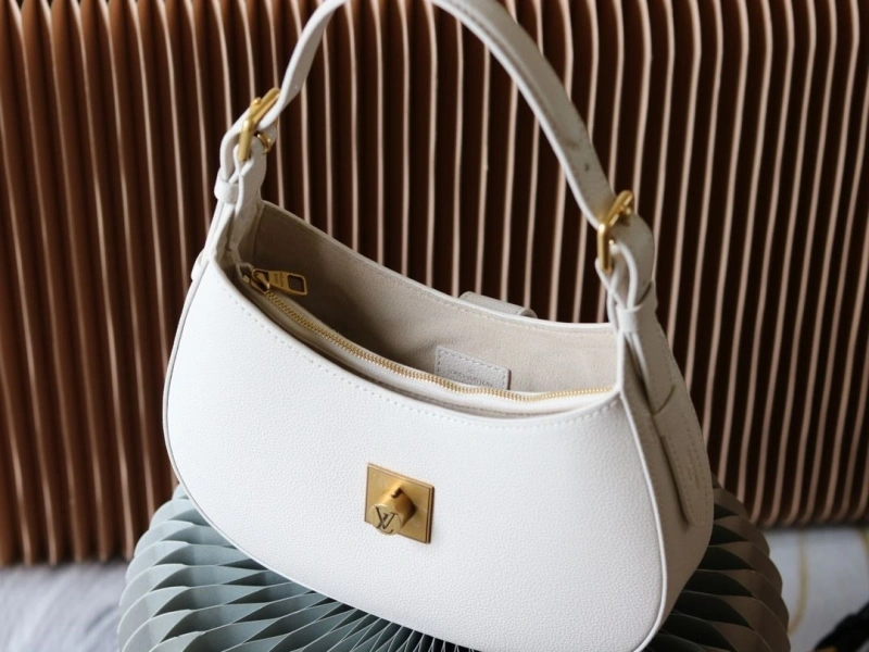LX Top Handle Bags Classic 13908