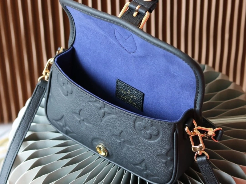 Unique LX Satchel bags 14929