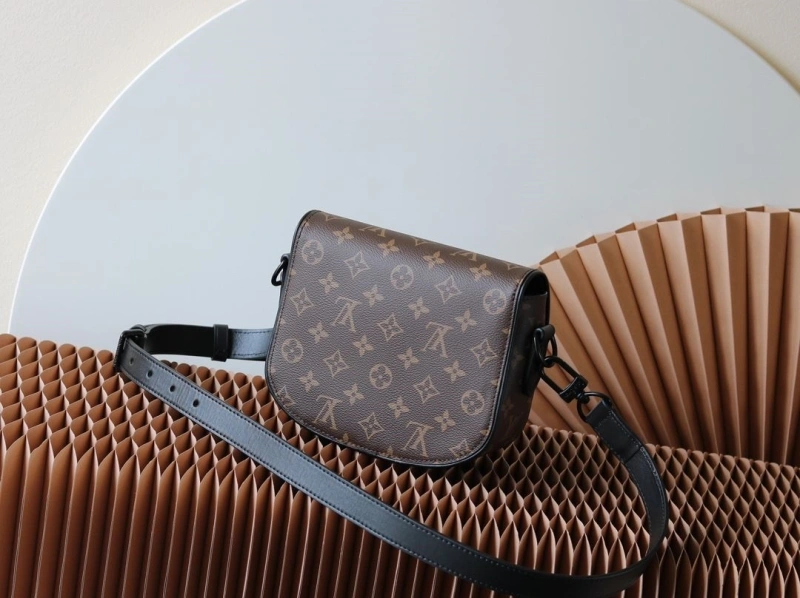 Trendsetting LX Satchel bags 14940