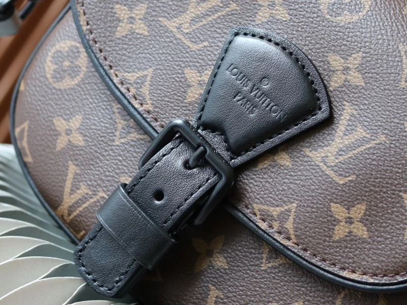 Trendsetting LX Satchel bags 14940