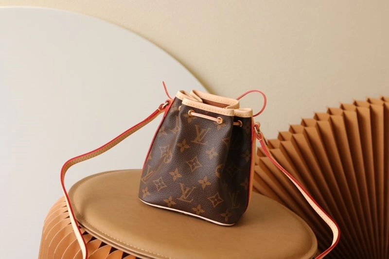 EyeCatching LX Bucket Bags 15548