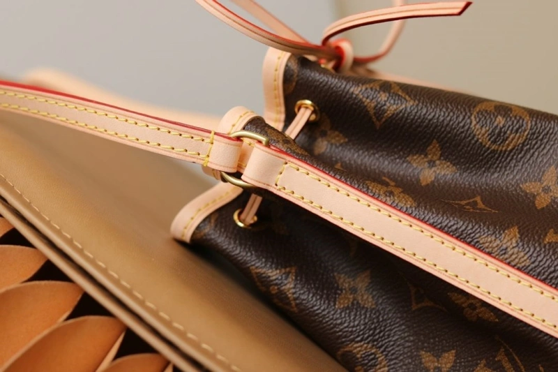 EyeCatching LX Bucket Bags 15548