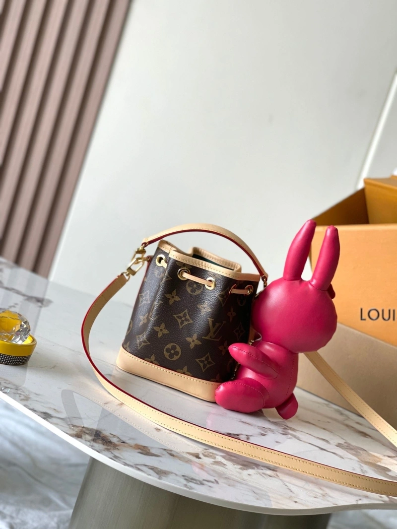 Comfortable LX Bucket Bags 15526