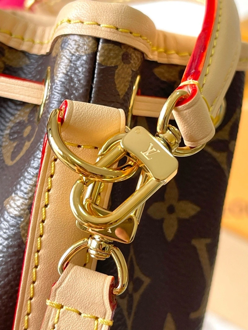 Comfortable LX Bucket Bags 15526