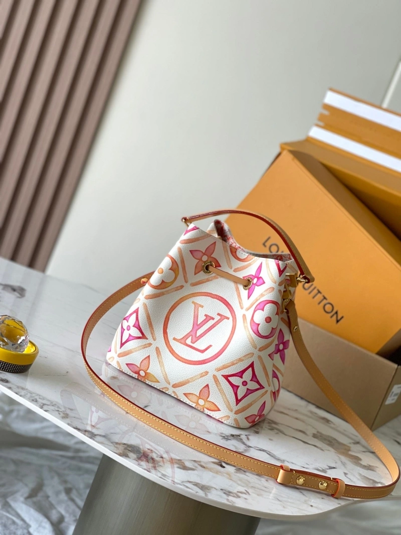 LX Bucket Bags Practical 15523