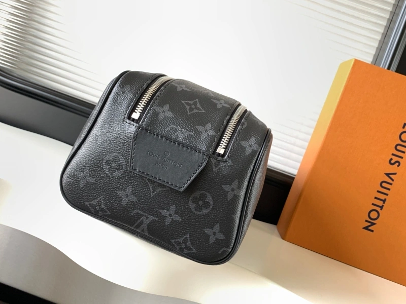 Compact LX Cosmetic Bags 15288