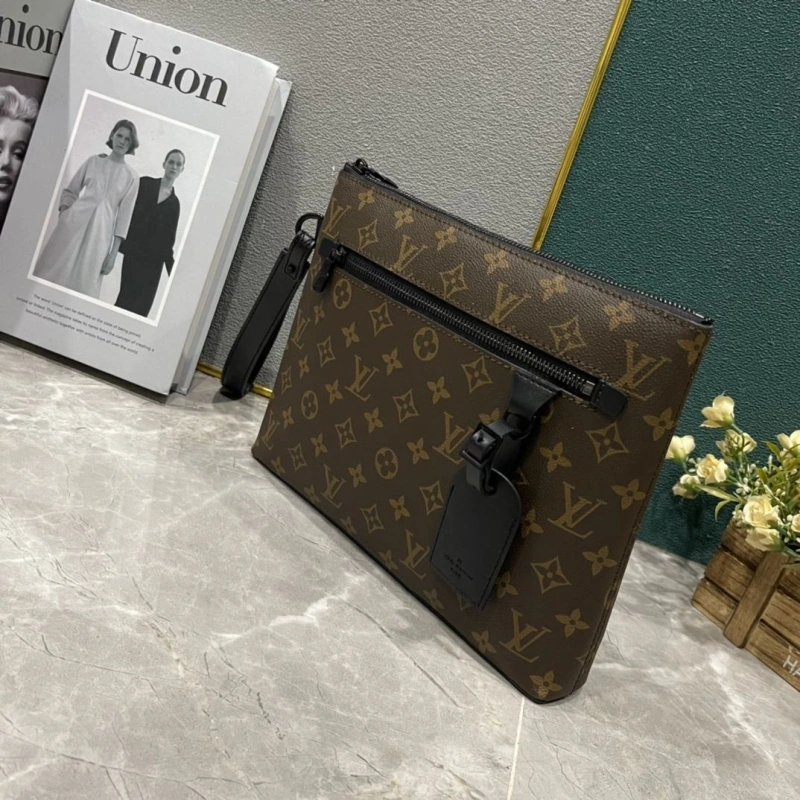Compact LX Clutch Bags 15335