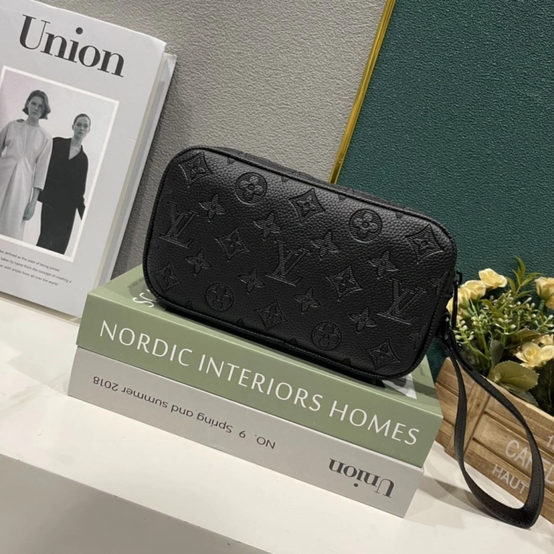 LX Clutch Bags Comfortable 15309